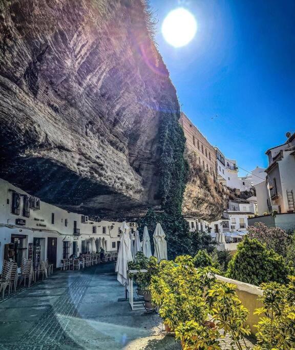 Casa Cueva La Luna Setenil De Las Bodegas Экстерьер фото