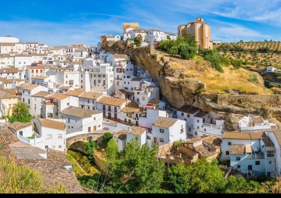 Casa Cueva La Luna Setenil De Las Bodegas Экстерьер фото